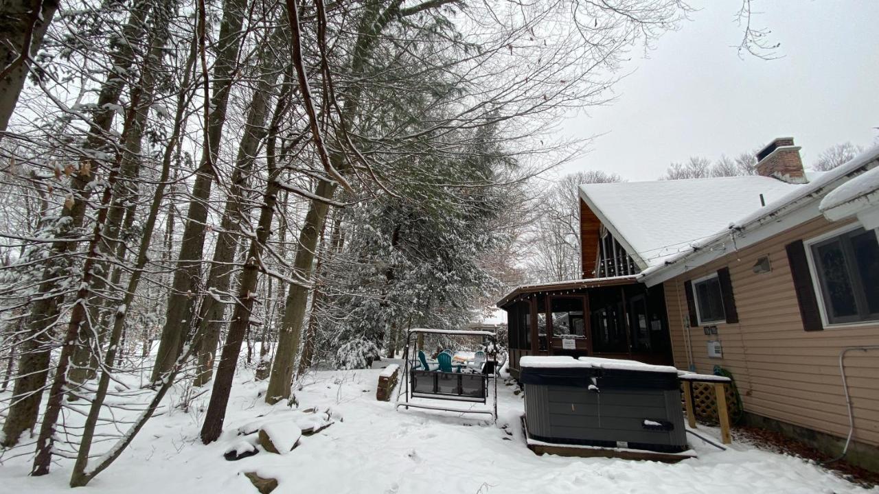 Walk To Pool & Beach - Spacious Gateway, Hot Tub, Game Room Pocono Country Place Екстер'єр фото