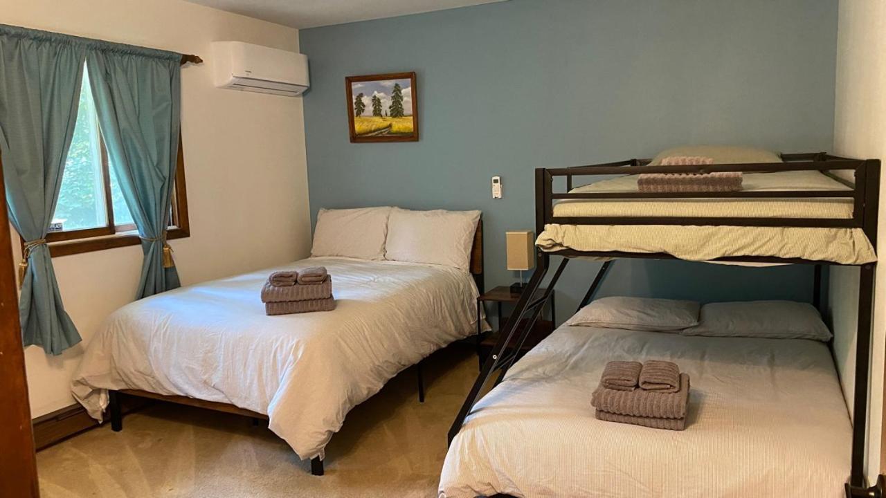 Walk To Pool & Beach - Spacious Gateway, Hot Tub, Game Room Pocono Country Place Екстер'єр фото