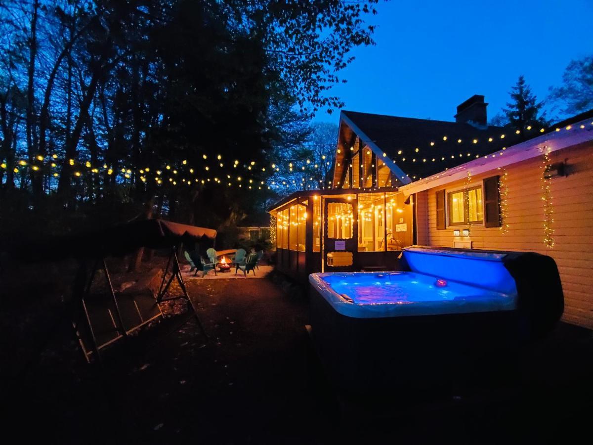 Walk To Pool & Beach - Spacious Gateway, Hot Tub, Game Room Pocono Country Place Екстер'єр фото