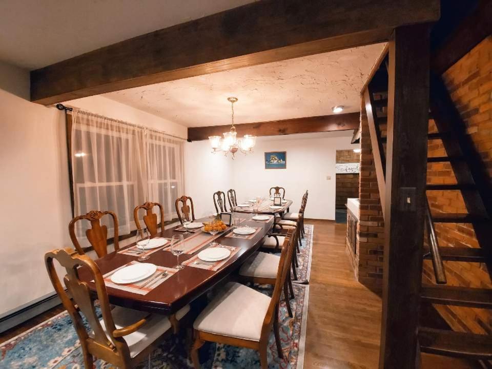 Walk To Pool & Beach - Spacious Gateway, Hot Tub, Game Room Pocono Country Place Екстер'єр фото